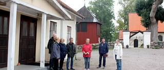 Byborna uppmanar kyrkan: "Skänk byggnaden till oss"