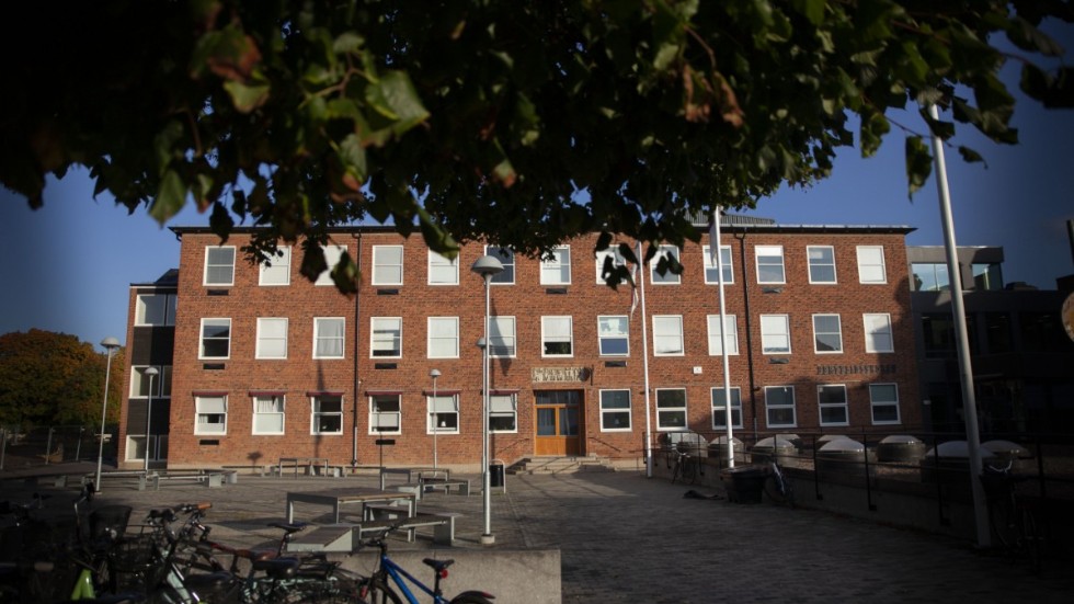 Gymnasiesärskolan på Berzeliusskolan tvingas till distansundervisning.