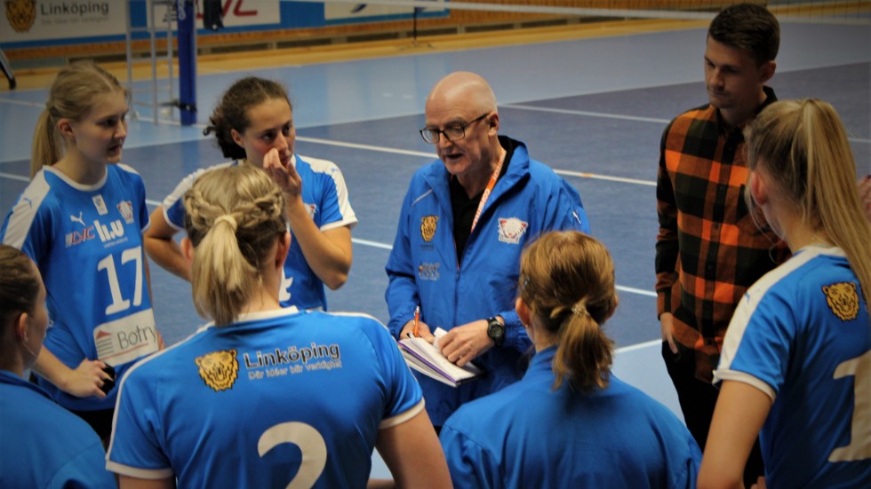 Andrew Strugnell var tillbaka på tränarbänken när LVC vann mot Sollentuna med 3–1 i set. 