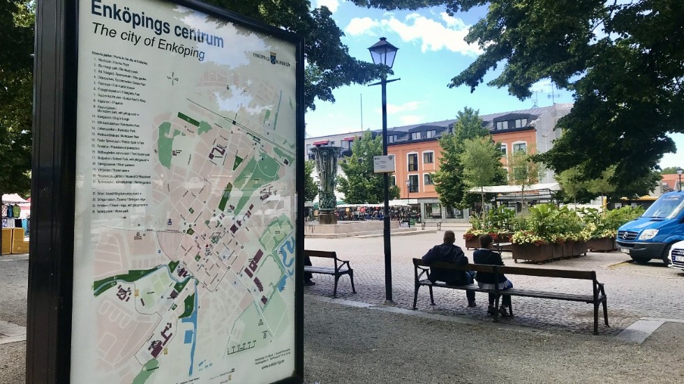 Vad vill de olika politiska partierna med Enköping centrum?