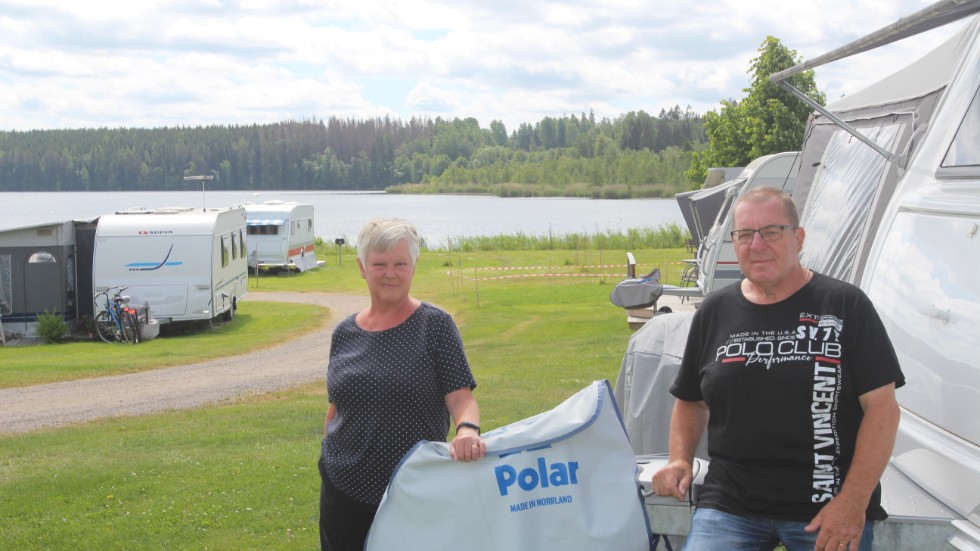 Inga-Marie och Roland Ilshagen har säsongsplats på Djulö camping sedan flera år tillbaka.