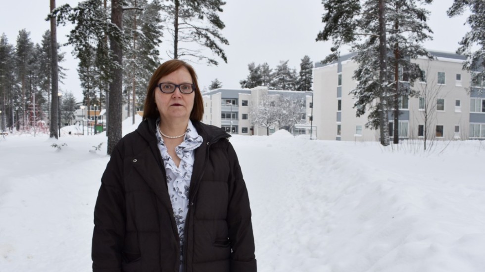 Kerstin har polisanmält de personliga assistenternas bemötande av hennes funktionshindrade syster. På en inspelning framgår att de vägrar byta hennes blöja och talar nedlåtande till henne: ”Det måste få ett slut”, säger hon. 