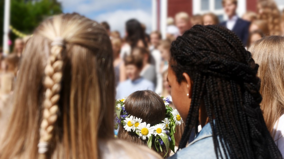 Alla elever är inte glada på skolavslutningen. I en insändare vittnar en familj om hur tung skolgången kan vara om man som elev inte får det stöd man behöver.