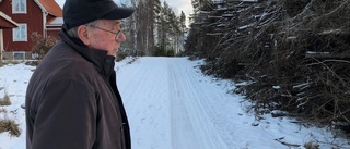 Birgers nya granne: 50 meter lång granrismur: "Är det ens lagligt?"