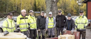 Göran Edlund håller ordning på golfbanan i Flen