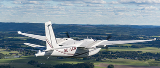 Därför flyger planet lågt över Västervik