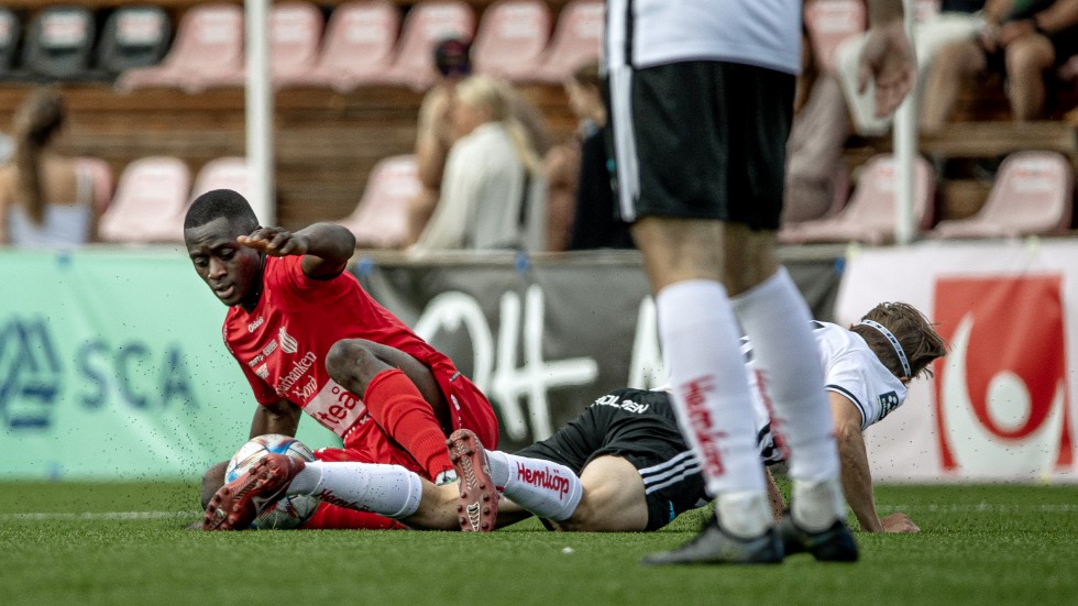 Modoumatarr Mbye har varit en viktig spelare för Piteå IF och stannar nu resten av säsongen.