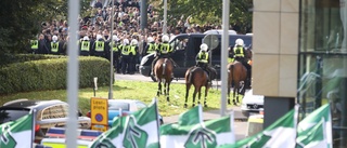 Den svenska demokratin har börjat vackla