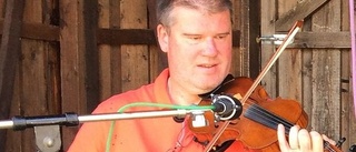 Självlärd violinist är årets hedersspelman 