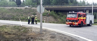 Tre till sjukhus efter olycka