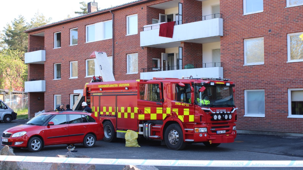 En anmälan om grov mordbrand är upprättad efter branden på Tjädervägen. "Först och främst blev vi glada över att ingen skadades allvarligt", säger Steven van Straten, en av tre fastighetsägare.