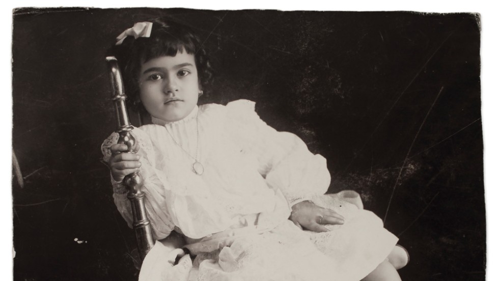 Frida vid 5 års ålder, 1912. Pressbild.