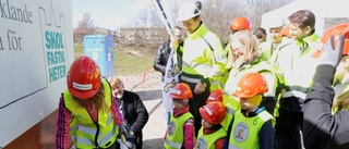 Första stenen lagd för nya skolan