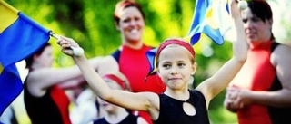 Feststämning i stadsparken när Nationaldagen firades