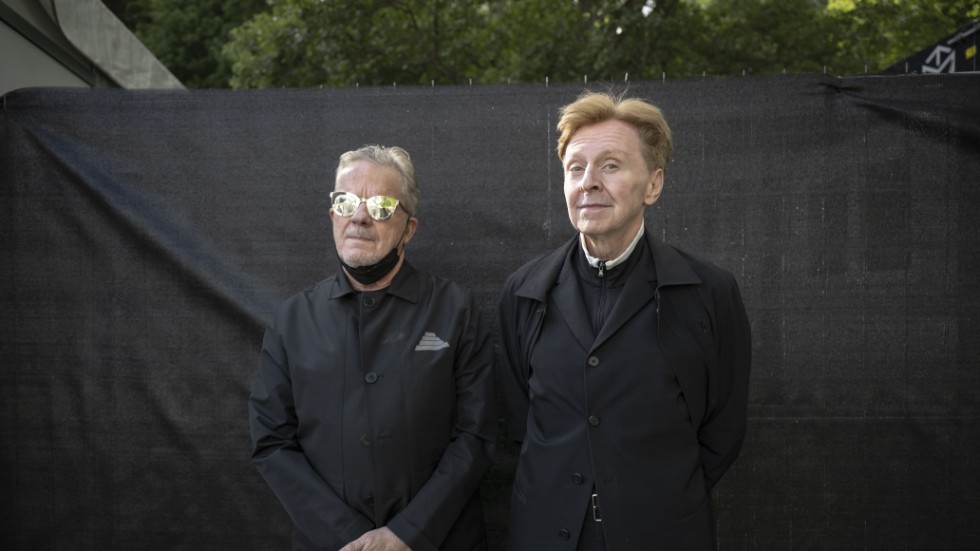 Mark Mothersbaugh och Gerald Casale från Devo ser mörkt på framtiden.