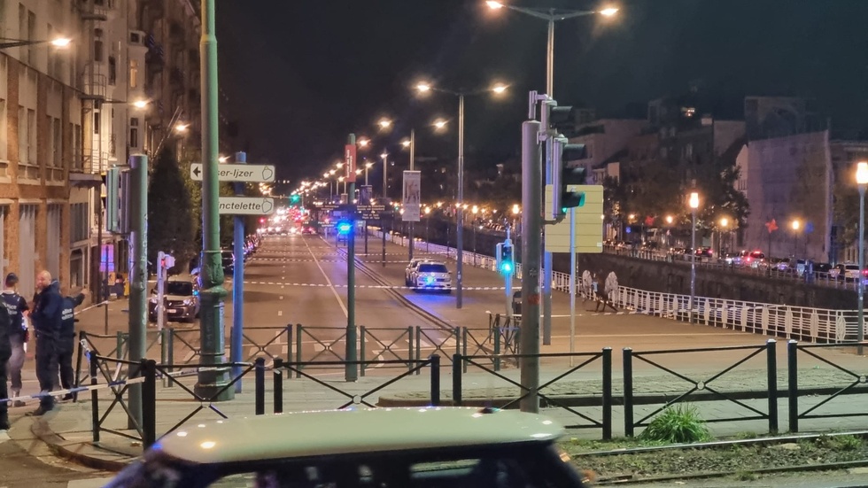 Tre svenskar blev skjutna och två är döda efter skjutningen på Boulevard d'Ypres i Bryssel.