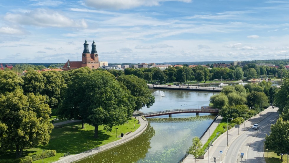 I natt ställs klockan om till sommartid.