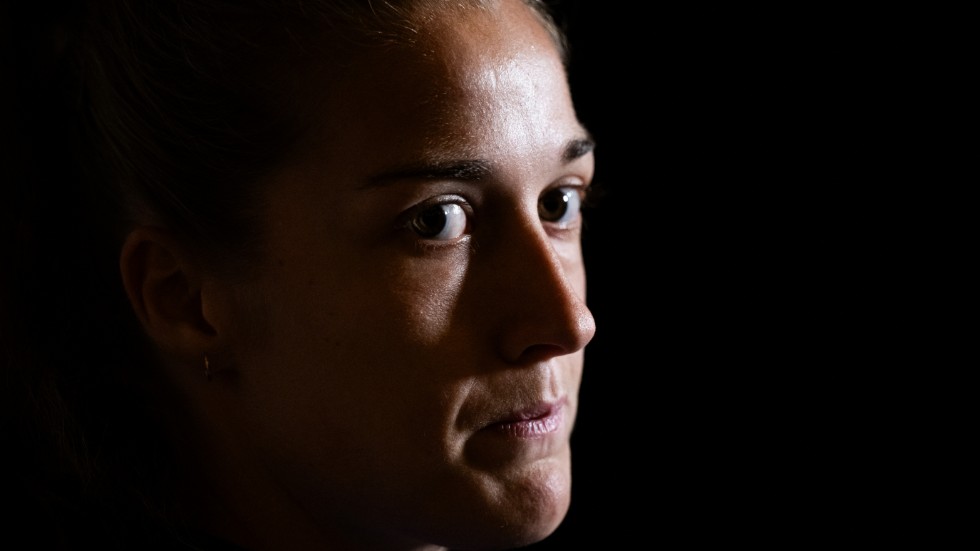 Filippa Angeldahl har varit en av Sveriges bästa spelare i VM. Nu vill hon kröna insatsen med en bronspeng.
