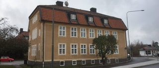 Fanjunkarens flit bakom flott hus