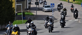 Motorcyklar i massor invaderade stan