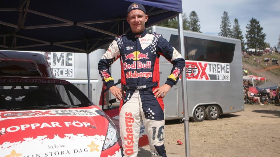 Oliver Eriksson är rallycrossförare.