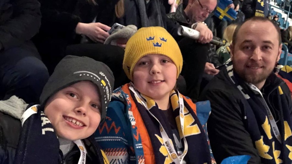 Tommie Andersson har följt Vimmerby Hockey på nära håll i många år. Han var med och arrangerade bussresorna med VH-supportarna i den omtalade slutspelsmatchen borta mot Tranås 2013. Och han gör samma sak nu på torsdag, då Vimmerby möter Tranås borta i Allettanpremiären. 