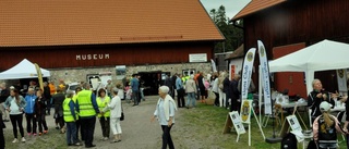 Se bilderna från Björklingedagen