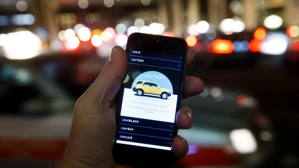 Uber startar sin apptjänst i Linköping och Norrköping. Det ses inte med blida ögon av taxichaufförer som jobbar på de olika taxibolagen i Linköping.