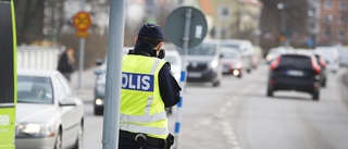 Rädd gångtrafikant ryter ifrån mot bilisterna i centrum: "Bli inte uppretade när någon påpekar att ni gör fel"