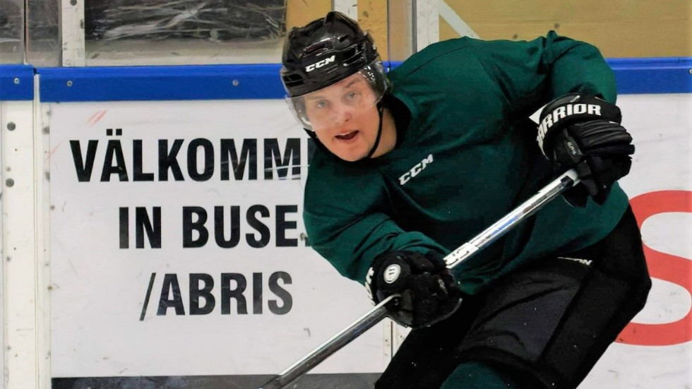 Viktor Greveback ansluter till Sudrets trupp. Han kommer närmast från Örsköldsvik i hockeyettan.