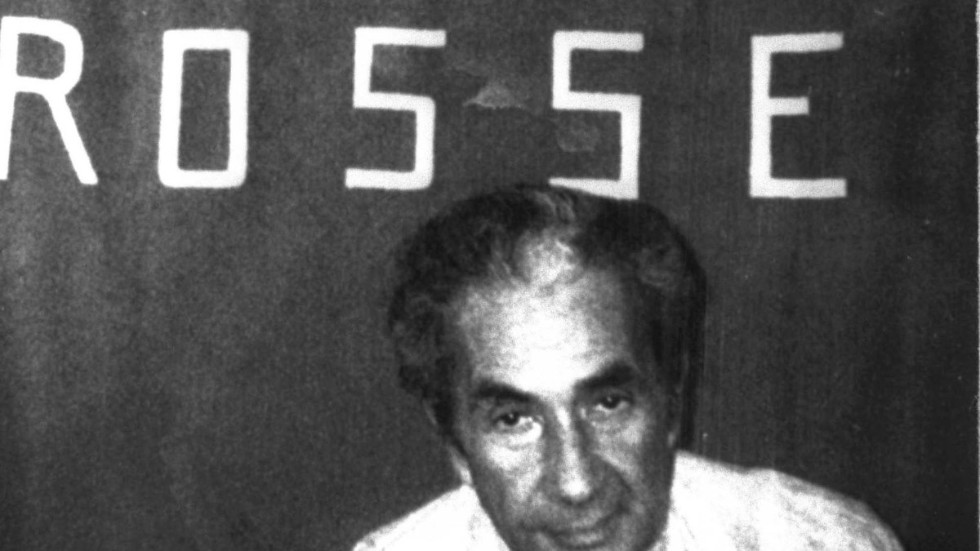 En bild släppt 1978 av den vänsterextrema terrororganisationen Röda brigaderna på den kidnappade och senare mördade kristdemokratiske politikern Aldo Moro.