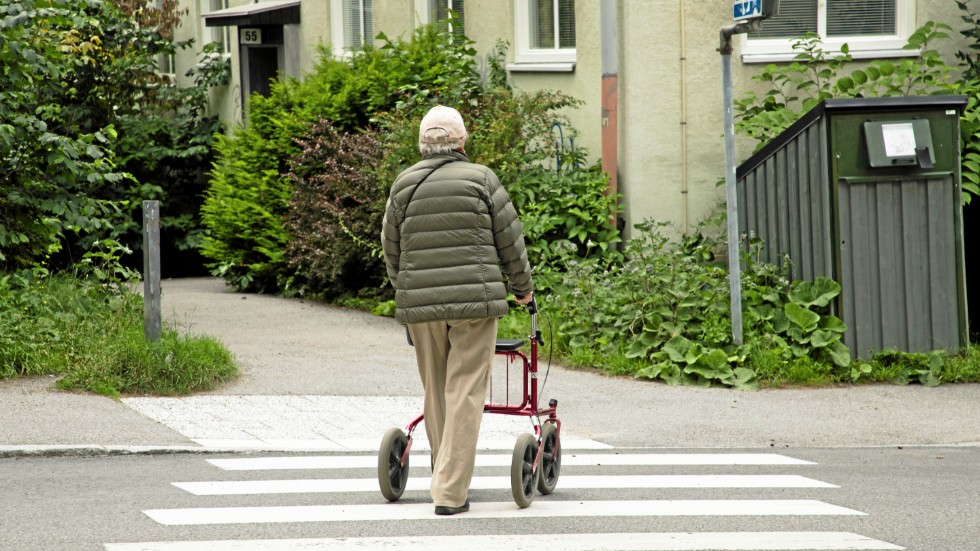 I dessa valtider kan man ställa sig frågan: Varför ska lön och pension beskattas men inte stora förmögenheter och fastigheter som till stor del har skapats på börsen?  skriver Kari Murtola, Håkan Pettersson och Peter Karlsson. Genrebild.