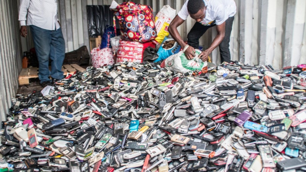 I Ghana har Vodafone och återvinningsföretaget Recell Ghana startat ett initiativ för att ta hand om kasserade mobiltelefoner. Arkivbild.