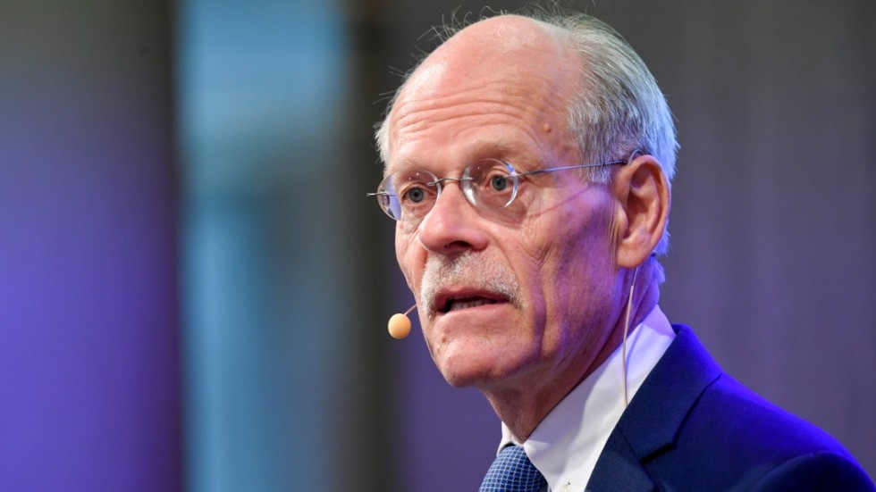 På uppdrag av Riksbanken, med chefen Stefan Ingves, mäts inflationsförväntningarna varje månad. I oktober stiger förväntningarna betydligt jämfört med månaden före. Arkivbild.