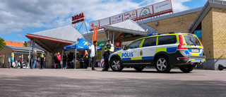 Ännu ingen gripen efter dödsskjutningen i Berga – polisen bevakar området under helgen