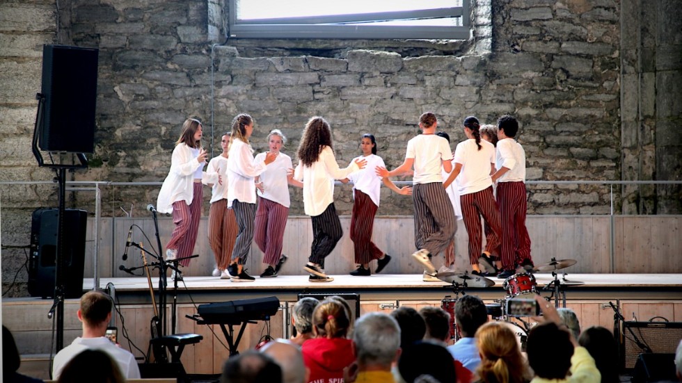Regionen erbjuder även kultursommarjobb som dansare.