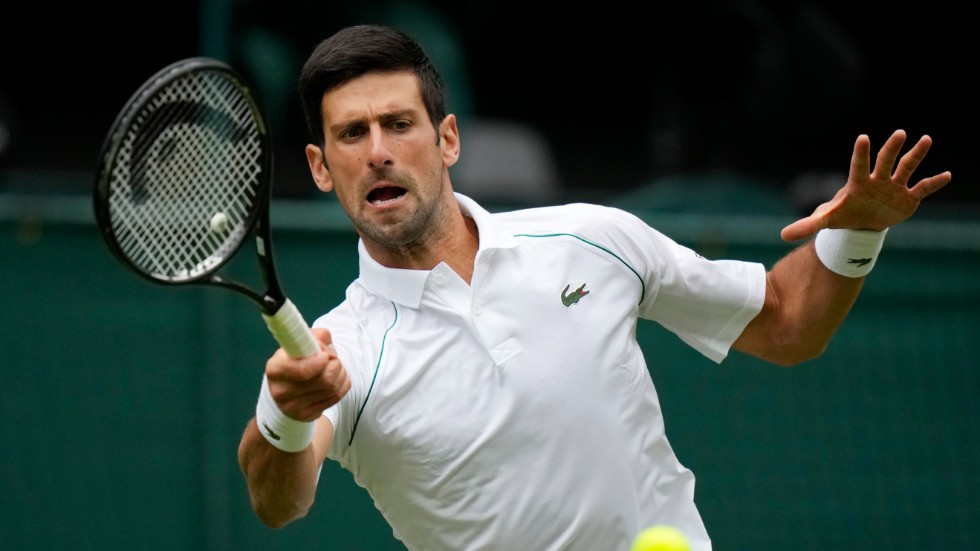 Novak Djokovic är klar för tredje omgången i Wimbledon.