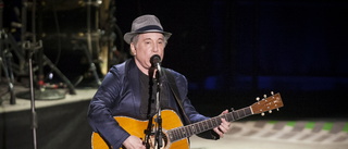 Paul Simon säljer sina låtar