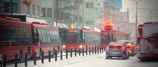 Ukrainska flyktingar måste börja betala för bussbiljett