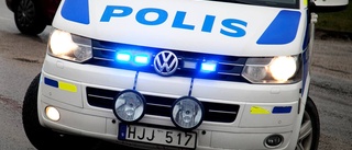 Person rånad under misstänkt pistolhot