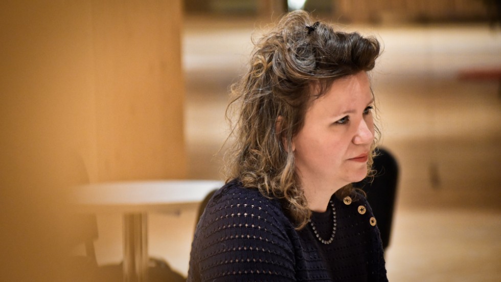 Lunas faster Emma Johdet Wettergren riktar skarp kritik mot socialnämnden efter överfallet 2022.