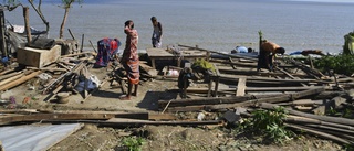 Tiotals döda i oväder i Bangladesh