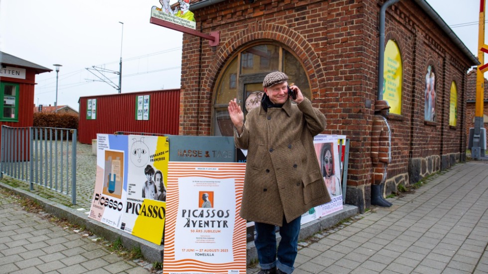 Konstnären Peter Johansson gör en utställning utifrån Hasse & Tages komedi "Picassos äventyr". Pressbild.