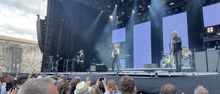 "Hade tänkt spela alla låtar vi har" • Ny folkfest när Tomas Ledin kom till Vadstena slott