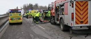 Fyra till sjukhus efter trafikolycka på E4