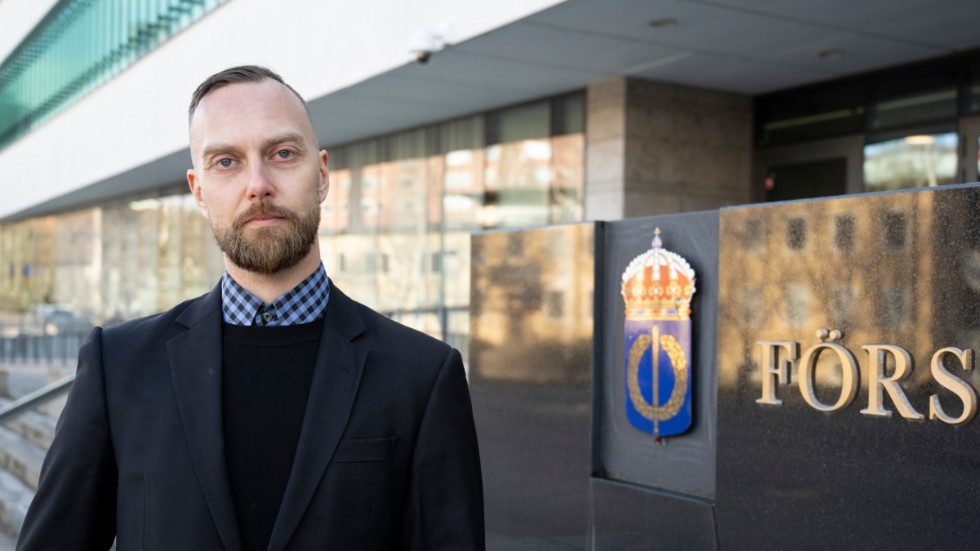 Ilmari Käihkö, docent i krigsvetenskap vid Försvarshögskolan, tror att krigslagarna kommer att innebära större repression i de berörda regionerna.