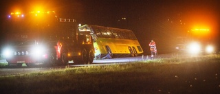 Buss av vägen vid hållplats i Västerljung