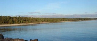 Staten säljer strandfastigheter på norr