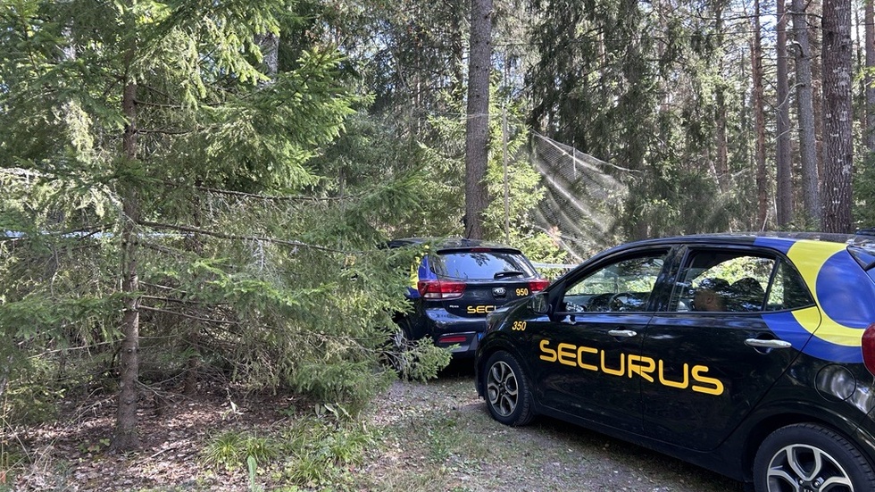 Under helgen uppmärksammade SN:s läsare vaktbolag vid polisavspärrningar utanför Gnesta.