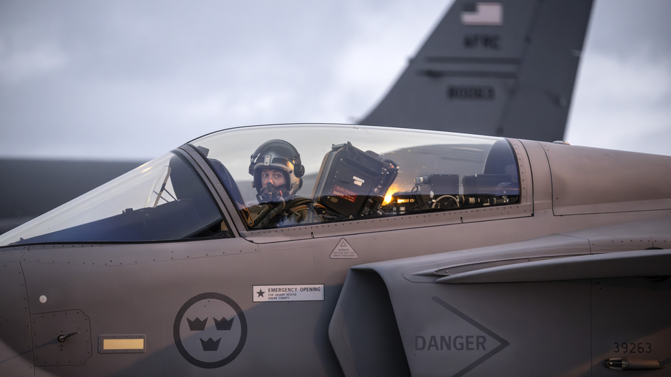 En Jas Gripen på Luleå-Kallax flygplats under militärövningen Nordic Response tidigare i år. Arkivbild.